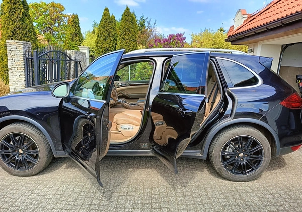 Porsche Cayenne cena 113160 przebieg: 136210, rok produkcji 2011 z Żerków małe 326